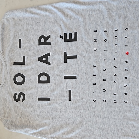 Lululemon Solidarité Love Tank, Size 6 - Picture 5 of 10